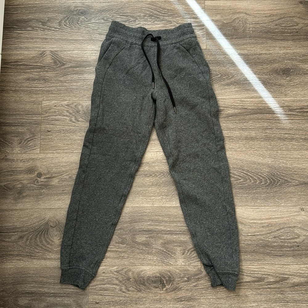 Lululemon joggers